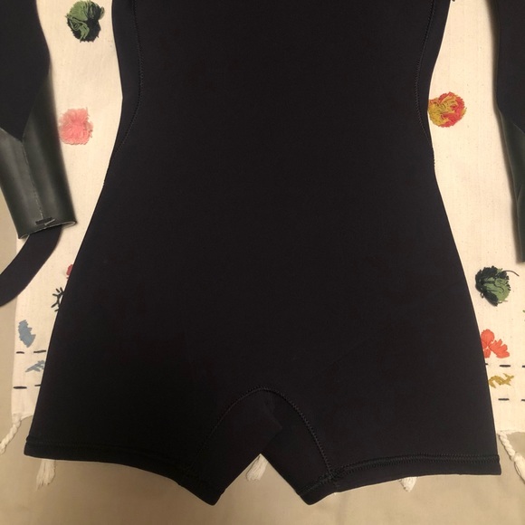 Vintage 2010 Roxy & Kassia Meador 2mm Neoprene Shorty Wetsuit Springsuit - Picture 14 of 14